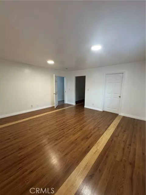 Los Angeles, CA 90032,4215 Portola