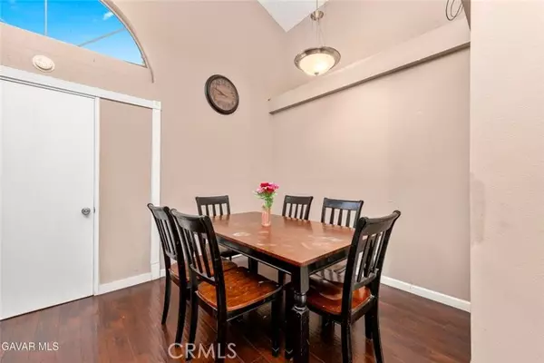 Palmdale, CA 93552,4937 Sunburst