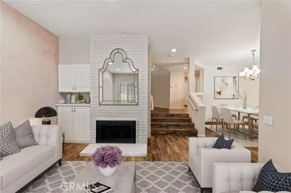 Woodland Hills (los Angeles), CA 91367,20950 Oxnard Street #54