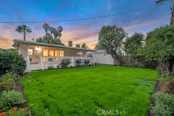 Woodland Hills (los Angeles), CA 91364,22051 San Miguel