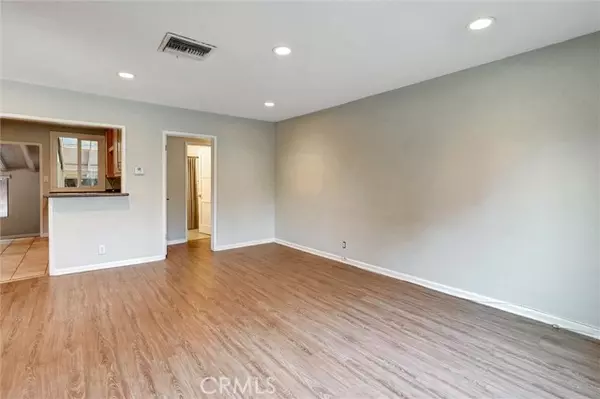 Encino (los Angeles), CA 91316,5863 Alonzo