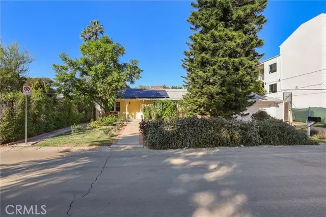 15719 Vose Street, Los Angeles, CA 91406