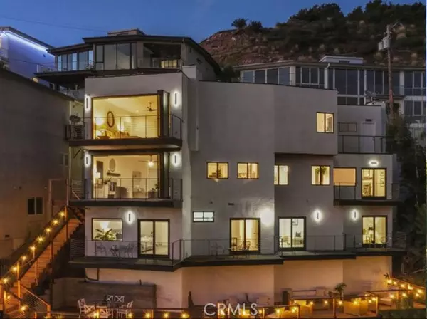 6422 W Weidlake Drive, Los Angeles, CA 90068