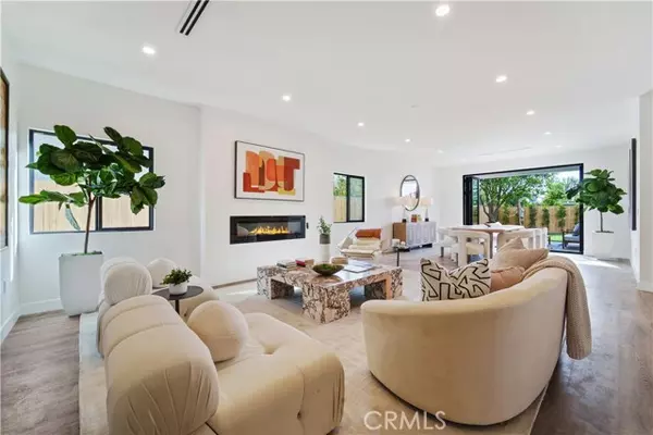 Reseda (los Angeles), CA 91335,7717 Jamieson Avenue