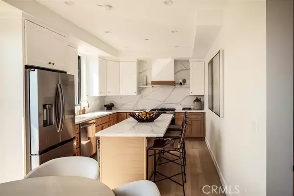 5441 Blackwelder, Los Angeles, CA 90016