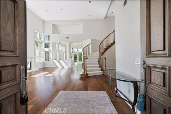 Simi Valley, CA 93065,125 Heath Meadow