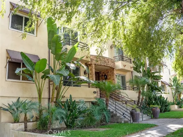 Studio City (los Angeles), CA 91604,4128 Whitsett #101