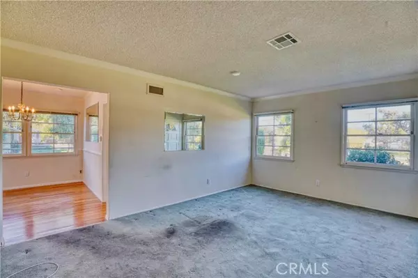 North Hills (los Angeles), CA 91343,9529 Lemona