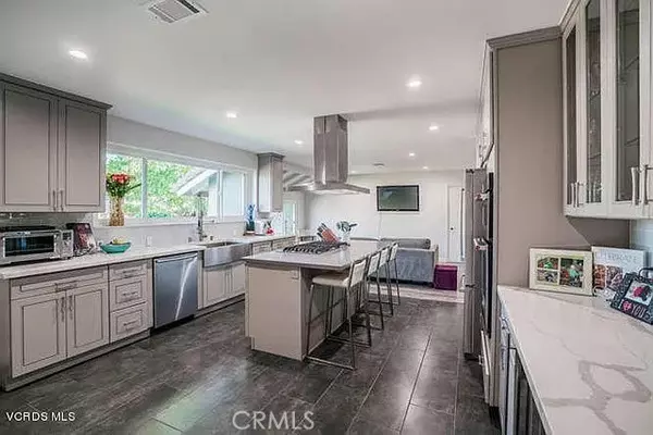 Van Nuys (los Angeles), CA 91405,6656 Columbus Avenue