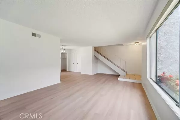 San Fernando, CA 91340,1926 Lucas Street ##2