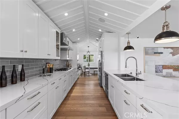 Sherman Oaks, CA 91423,12947 La Maida Street