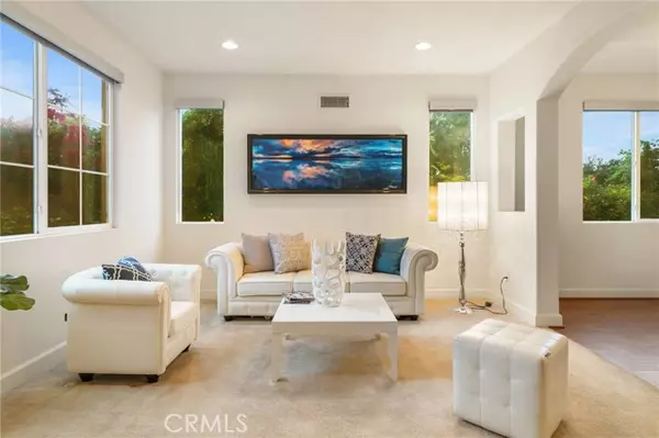 Tarzana (los Angeles), CA 91335,18141 Topham Street