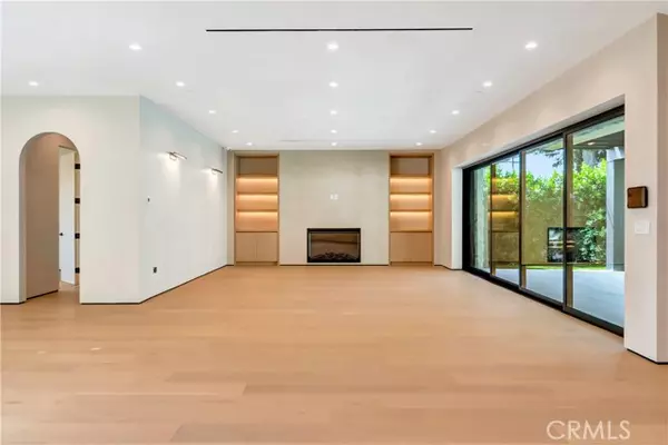 Valley Village, CA 91607,5149 Beeman Avenue