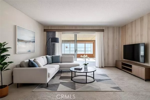 Lakewood, CA 90712,2912 Yearling Street