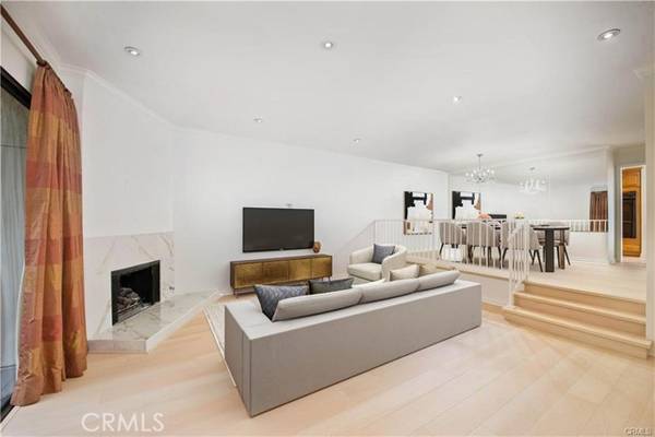 Woodland Hills (los Angeles), CA 91367,5711 Owensmouth Avenue #117