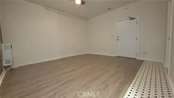 Los Angeles, CA 90026,3408 W Sunset #106