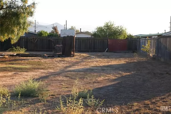 Greenfield, CA 93927,5 6th