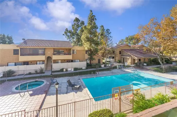 Canyon Country (santa Clarita), CA 91351,18754 Mandan #1302