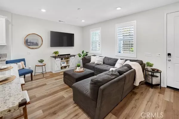 Saugus (santa Clarita), CA 91350,22812 Harvest Mill