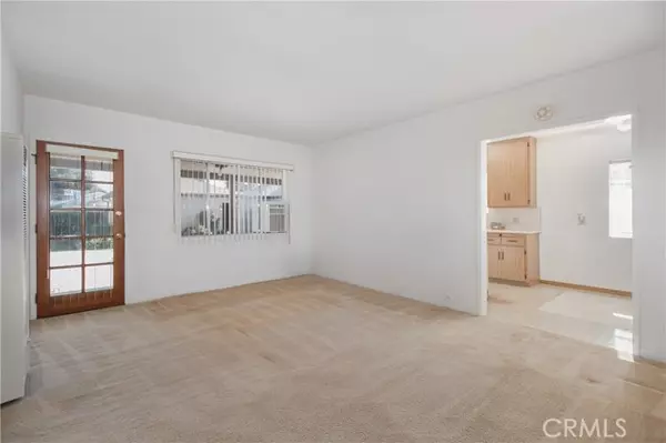 Reseda (los Angeles), CA 91335,6900 Aura Avenue