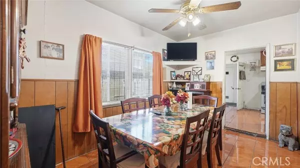 Los Angeles, CA 90011,1523 E Vernon