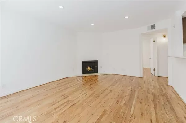 Glendale, CA 91205,1116 E Palmer Avenue #11