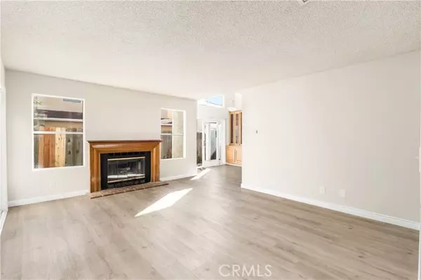 Pacoima (los Angeles), CA 91331,11384 Dronfield #36