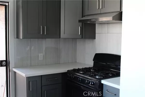 Pacoima (los Angeles), CA 91331,11500 GLENOAKS