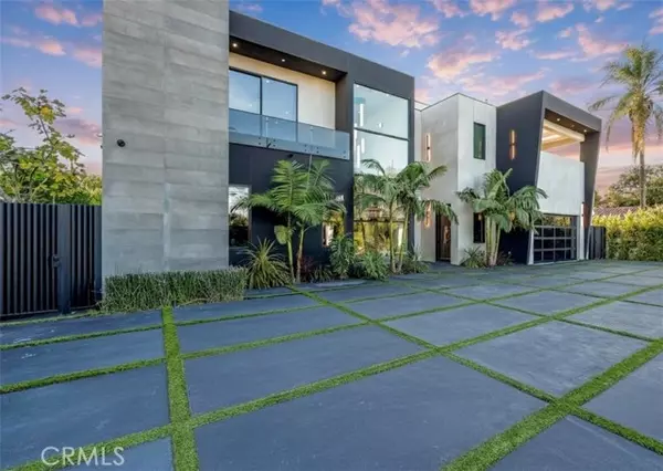 Sherman Oaks, CA 91401,13016 Chandler