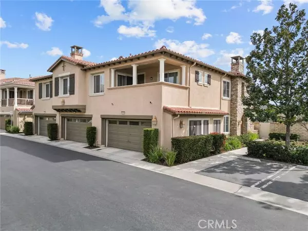Valencia (santa Clarita), CA 91354,23860 Brescia Drive