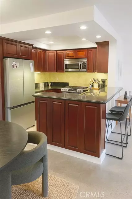 Playa Del Rey (los Angeles), CA 90293,8512 Tuscany #222