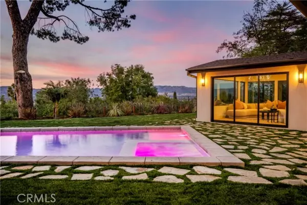 Woodland Hills (los Angeles), CA 91367,20553 Califa