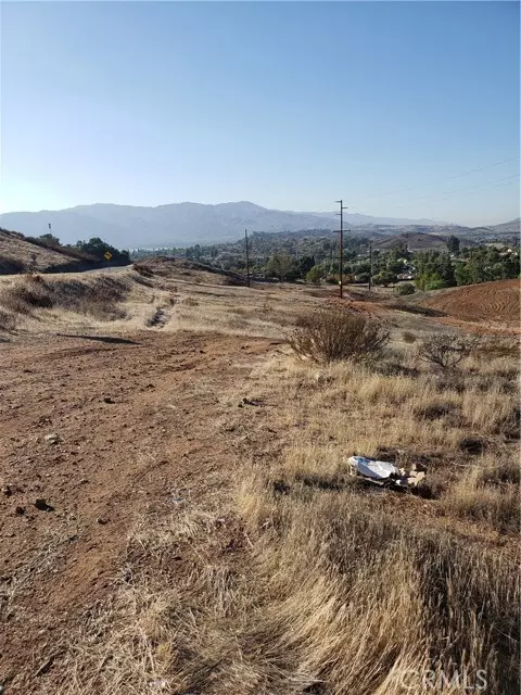 Lake Elsinore, CA 92530,14 E Franklin