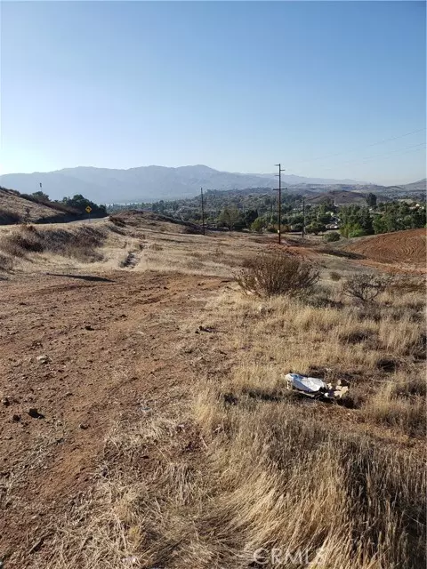 Lake Elsinore, CA 92530,22 E Franklin St