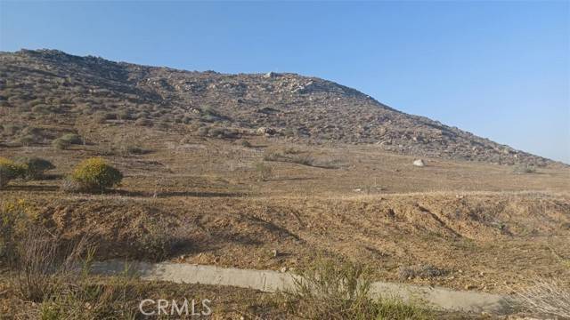 Menifee, CA 92584,0 Holland/Canyon Hills rd