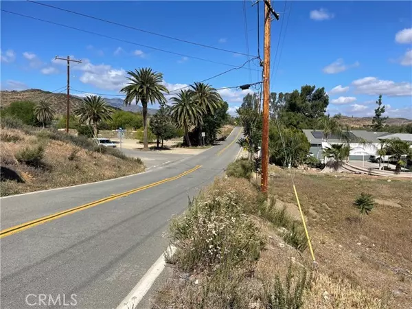 Lake Elsinore, CA 92530,16 Strickland Avenue