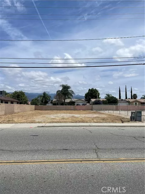 San Jacinto, CA 92583,735 S Hewitt Street