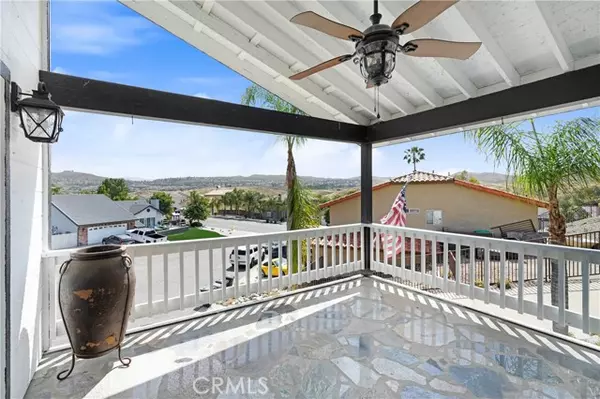 22054 Saddle Court, Canyon Lake, CA 92587