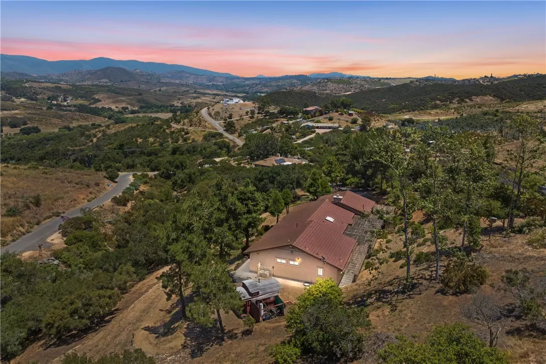 Escondido, CA 92026,9719 Running Creek Lane