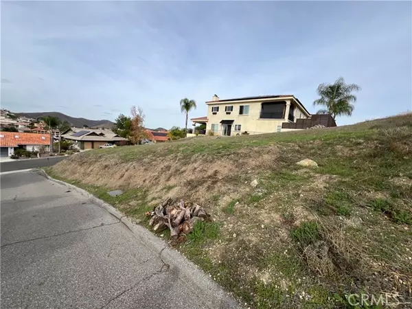 22922 Gold Rush, Canyon Lake, CA 92587