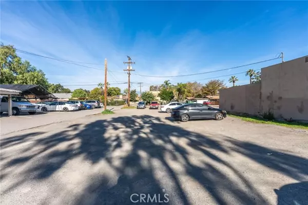 Corona, CA 92879,0 6th