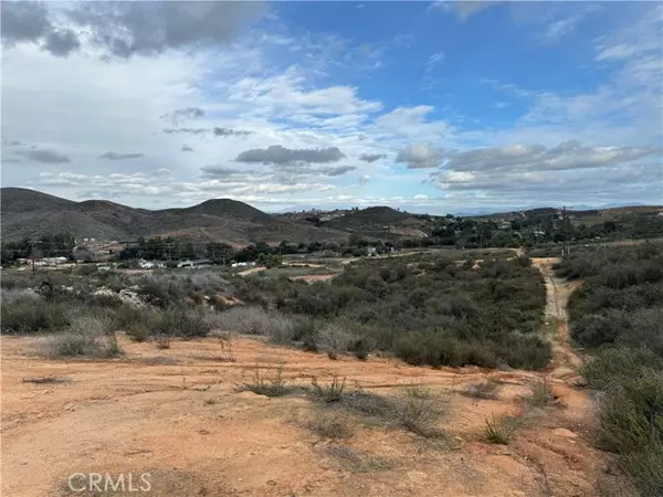 Menifee, CA 92584,23 Orange