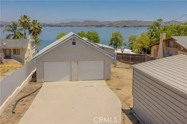 Lake Elsinore, CA 92530,17162 Grand Avenue