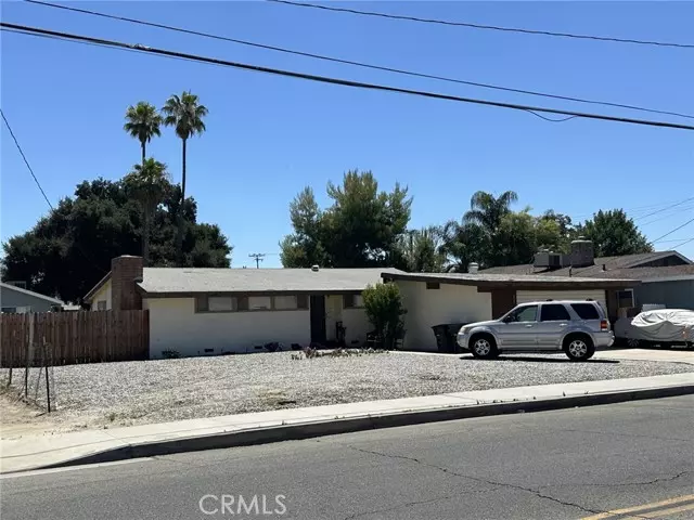 679 S Hewitt Street, San Jacinto, CA 92583