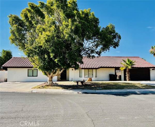 805 Sobke Court, Calexico, CA 92231