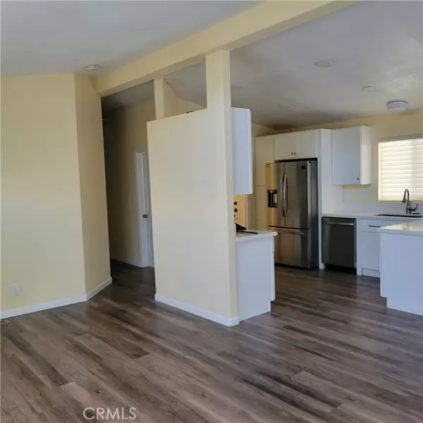 Perris, CA 92571,350 E San Jacinto Avenue #70