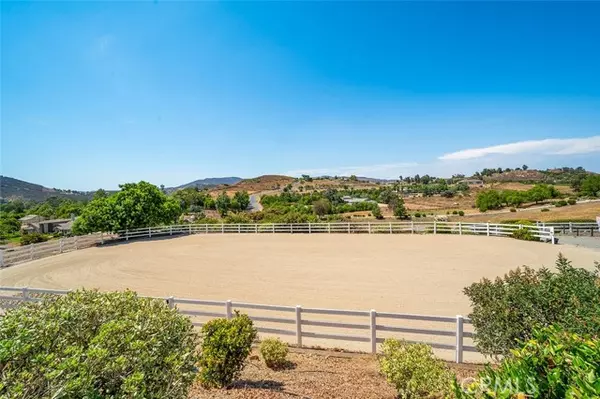 Murrieta, CA 92562,40190 Via Caballos