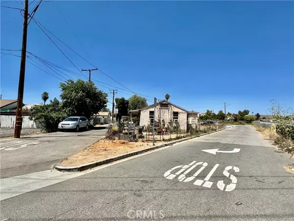 Perris, CA 92570,182 State Street