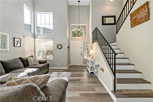 Murrieta, CA 92563,39802 De Vendome Court