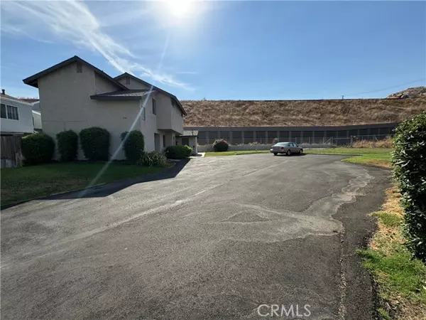 Riverside, CA 92506,5180 Boxwood Place #1